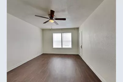 2911 Ryan Avenue #Front, Fort Worth, TX 76110 - Photo 11