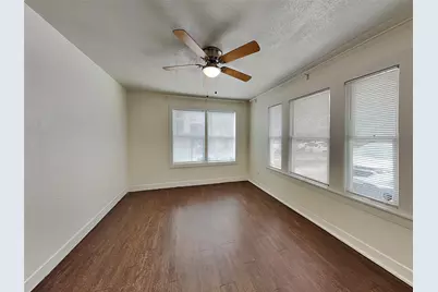 2911 Ryan Avenue #Front, Fort Worth, TX 76110 - Photo 13