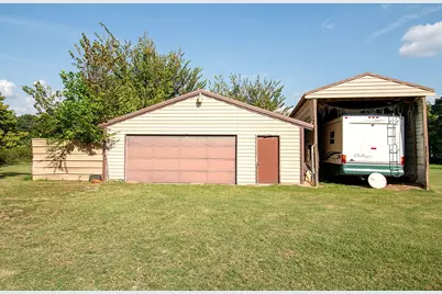 1000 N Waldrip Street, Grand Saline, TX 75140 - Photo 31