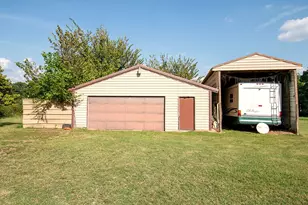 1000 N Waldrip St, Grand Saline, TX 75140 - Photo 31