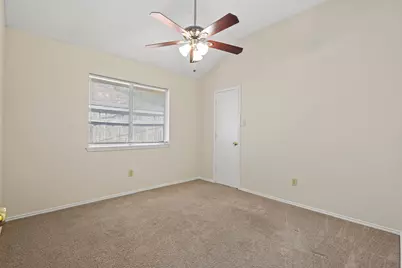 5209 Livermore Drive, Arlington, TX 76017 - Photo 13