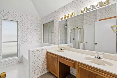 5209 Livermore Drive, Arlington, TX 76017 - Photo 17