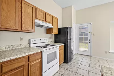 5209 Livermore Drive, Arlington, TX 76017 - Photo 7