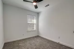 3305 Mineola St, Greenville, TX 75401 - Photo 9