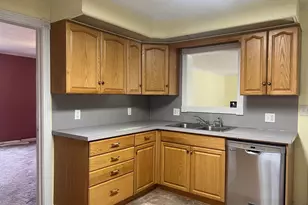 1101 Texas St, Graham, TX 76450 - Photo 11