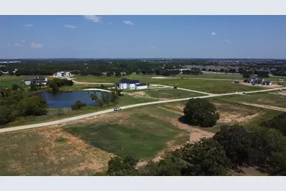 1318 Clydesdale Road, Bartonville, TX 76226 - Photo 5