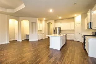 7401 Hawthorne Wy, Little Elm, TX 76227 - Photo 3