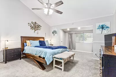 739 Oakwood Trail, Fort Worth, TX 76112 - Photo 17