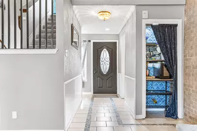 739 Oakwood Trail, Fort Worth, TX 76112 - Photo 5