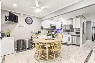 739 Oakwood Trail, Fort Worth, TX 76112 - Photo 9