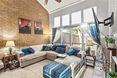 739 Oakwood Trail, Fort Worth, TX 76112 - Photo 7