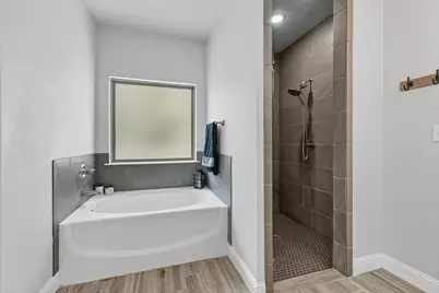 113 Oaks Springs Lane, Weatherford, TX 76087 - Photo 21