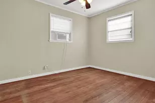 709 W Hanna St, Denison, TX 75020 - Photo 11