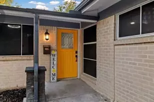 2847 Rochelle Rd, Irving, TX 75062 - Photo 1