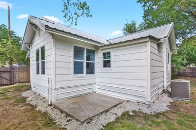 1005 N Neal Street, Commerce, TX 75428 - Photo 23