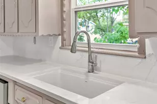 1005 N Neal St, Commerce, TX 75428 - Photo 13