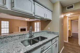 9611 Walnut St, Dallas, TX 75243 - Photo 15