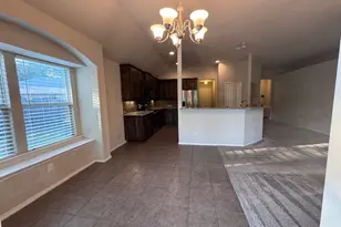 902 Blue Quail Run, Glenn Heights, TX 75154 - Photo 7