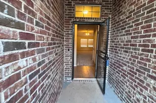 902 Blue Quail Run, Glenn Heights, TX 75154 - Photo 21