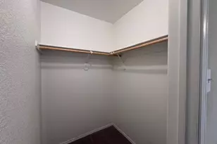 902 Blue Quail Run, Glenn Heights, TX 75154 - Photo 15