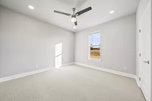 6421 Starlight Ranch Rd, Godley, TX 76044 - Photo 35