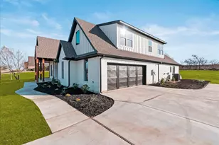 6421 Starlight Ranch Rd, Godley, TX 76044 - Photo 39