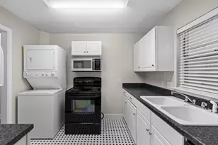 6317 Ravendale Ln, Dallas, TX 75214 - Photo 9