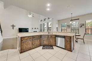 9113 Canyon Creek Dr, Rowlett, TX 75088 - Photo 15