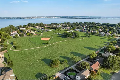 9113 Canyon Creek Drive, Rowlett, TX 75088 - Photo 37