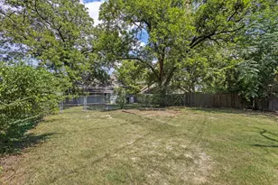 904 W Shepherd, Denison, TX 75020 - Photo 27