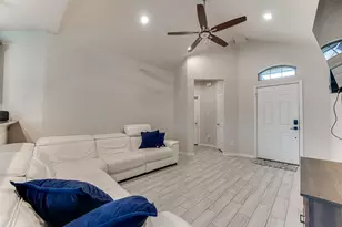112 Ryburn St, Waxahachie, TX 75165 - Photo 5