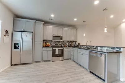 112 Ryburn Street, Waxahachie, TX 75165 - Photo 7