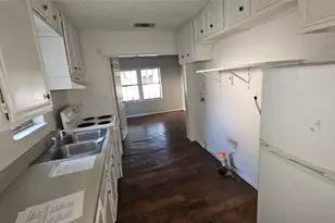 7213 Pawnee Trail, Lake Worth, TX 76135 - Photo 13