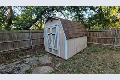 7213 Pawnee Trail, Lake Worth, TX 76135 - Photo 7