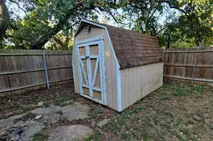 7213 Pawnee Trail, Lake Worth, TX 76135 - Photo 7