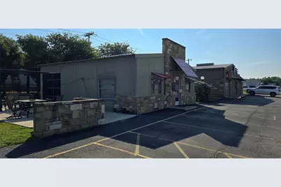 206 Kings Plaza, Granbury, TX 76049 - Photo 7