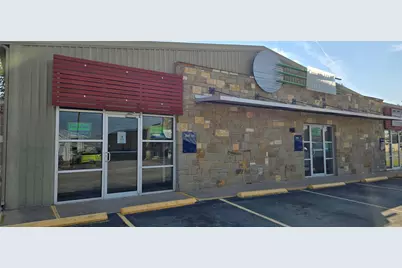 206 Kings Plaza, Granbury, TX 76049 - Photo 3