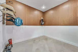 385 Private Rd 1733, Stephenville, TX 76401 - Photo 19