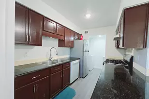 620-622 Royal Crest Dr, Richardson, TX 75081 - Photo 9