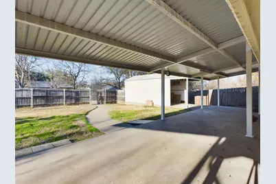 1432 W Torrey Street, Granbury, TX 76048 - Photo 21