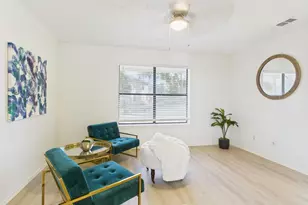 1432 W Torrey St, Granbury, TX 76048 - Photo 9