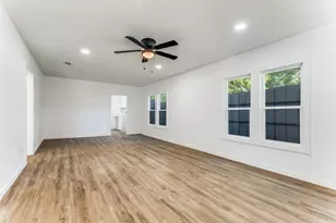 2907 NW 26th St, Fort Worth, TX 76106 - Photo 3