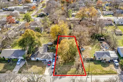 1207 Division Street, Greenville, TX 75401 - Photo 1