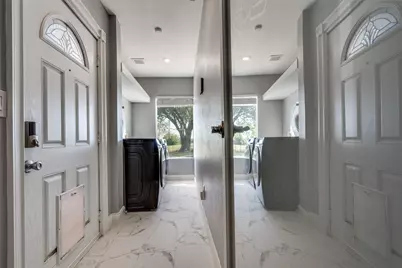 2910 S Country Club Road, Garland, TX 75043 - Photo 29