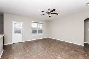 213 Kennedy Dr, Crowley, TX 76036 - Photo 3