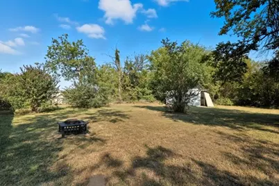 1811 Main Street, Sulphur Springs, TX 75482 - Photo 11