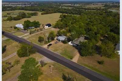 1811 Main Street, Sulphur Springs, TX 75482 - Photo 17