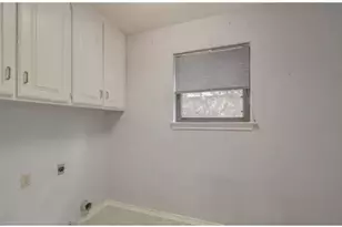 2719 Sunrise Dr, Arlington, TX 76006 - Photo 7