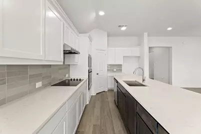 148 Trinity Street, Grandview, TX 76050 - Photo 5