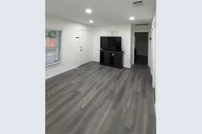 306 Broadmoor #A, Arlington, TX 76010 - Photo 3